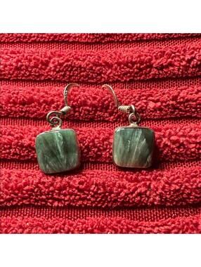 Sterling Silver and green stone Dangle Earrings